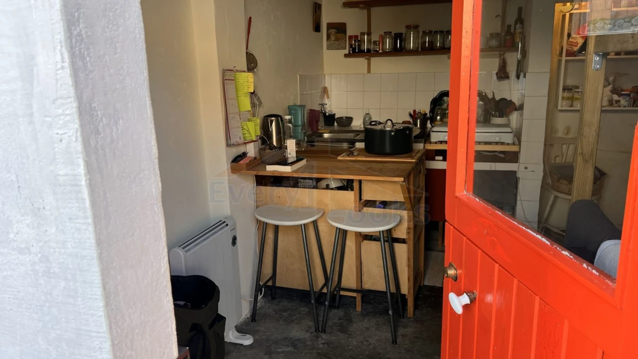 Moradia T3 para Venda em Olho Marinho Foto 6