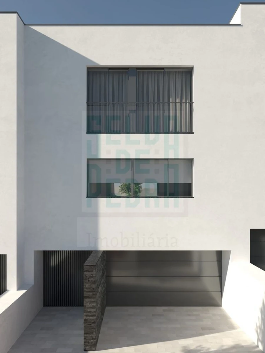 Moradia T4 para Venda em Ribeirão Foto 4