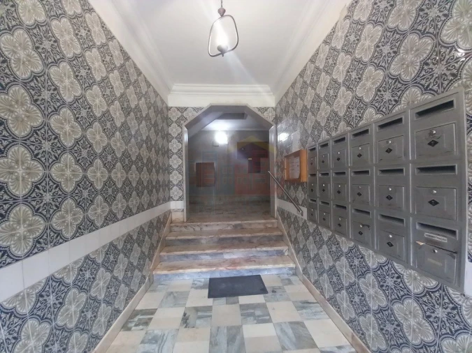 Apartamento T2 para Venda em Laranjeiro e Feijó Foto 20