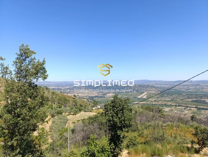 Quinta T1 para Venda em Orjais Foto 12