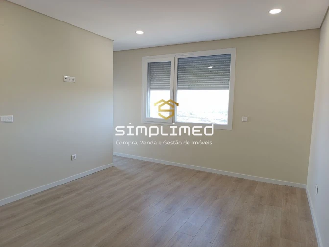 Apartamento T3 para Venda em Covilhã e Canhoso Foto 22