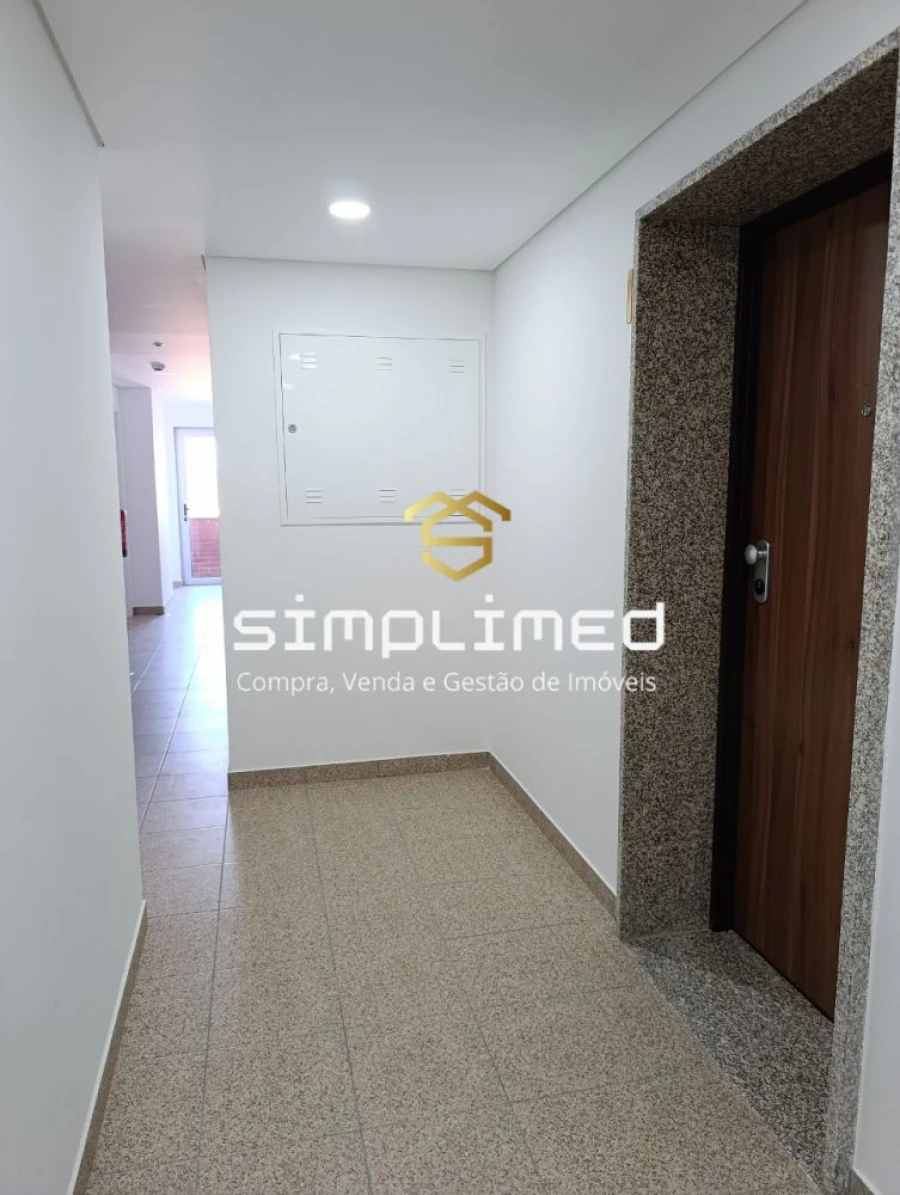 Apartamento T3 para Venda em Covilhã e Canhoso Foto 45