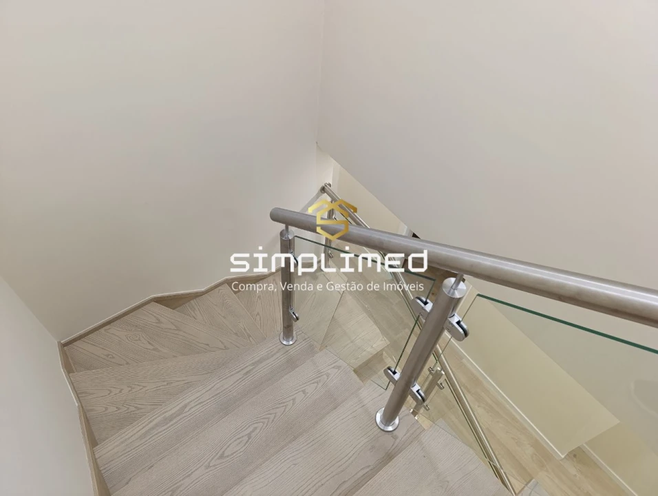 Apartamento T3 para Venda em Covilhã e Canhoso Foto 32