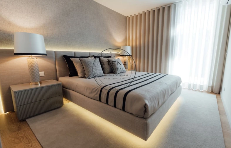 Apartamento T4 para Venda em Santa Marinha e São Pedro da Afurada Foto 3