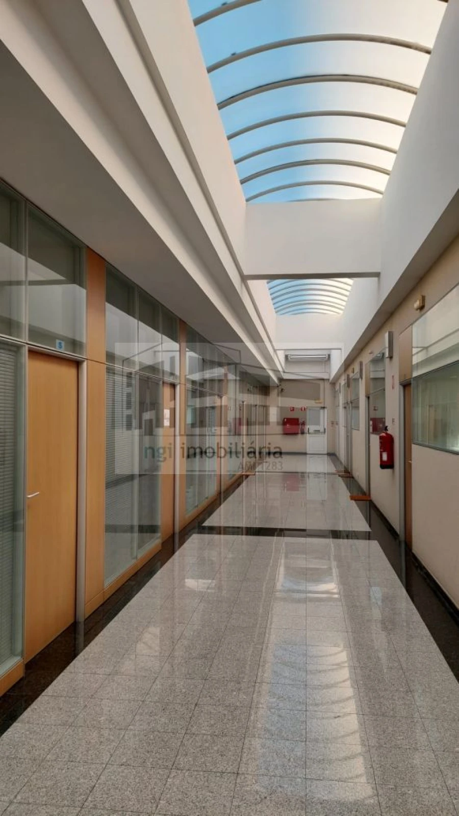 Loja para Arrendamento em Pontinha e Famões Foto 6