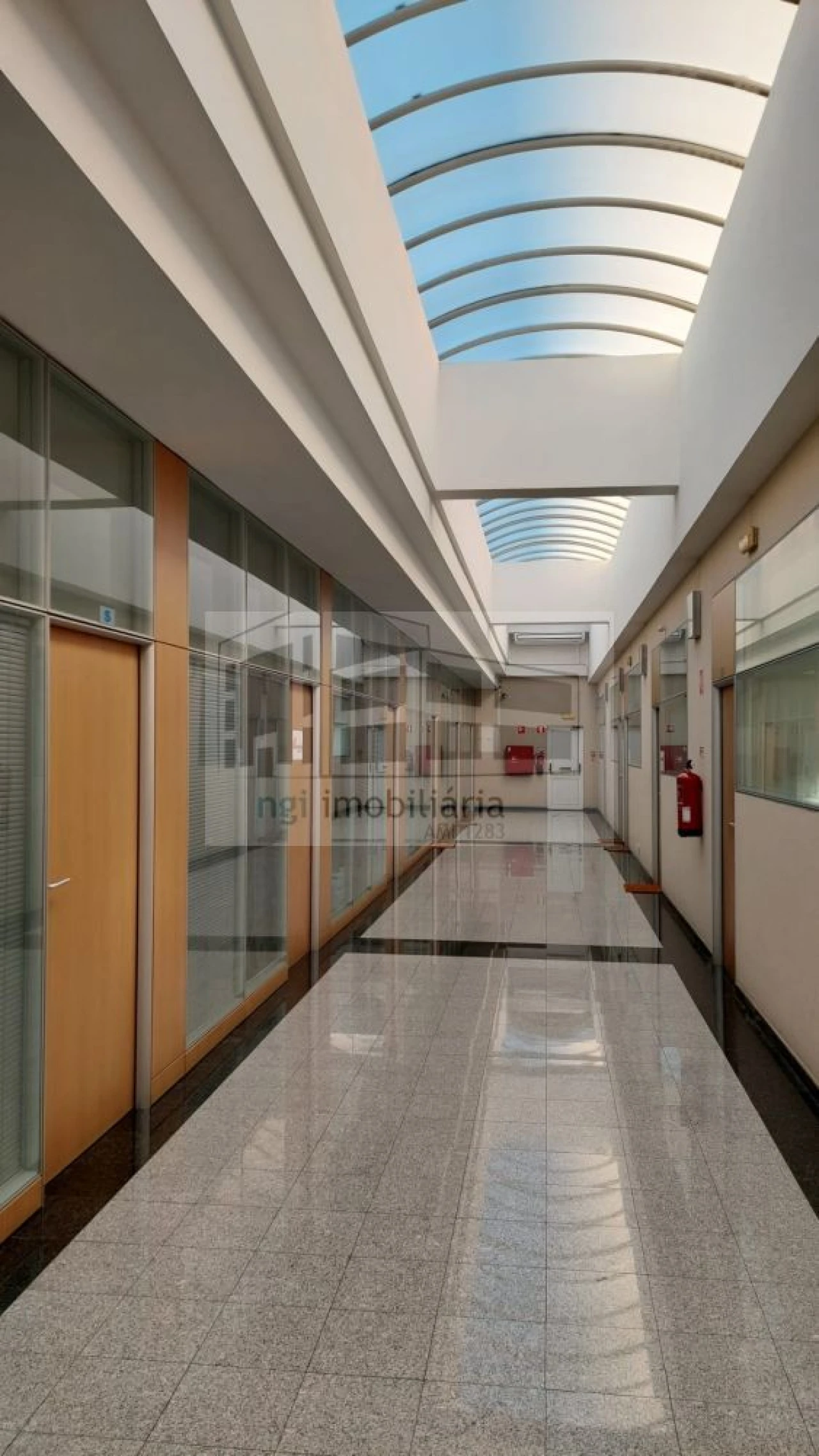 Loja para Arrendamento em Pontinha e Famões Foto 6