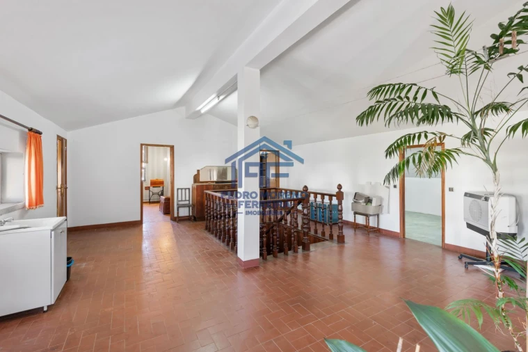 Moradia T4 para Venda em Covilhã e Canhoso Foto 30