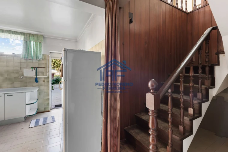 Moradia T4 para Venda em Covilhã e Canhoso Foto 25