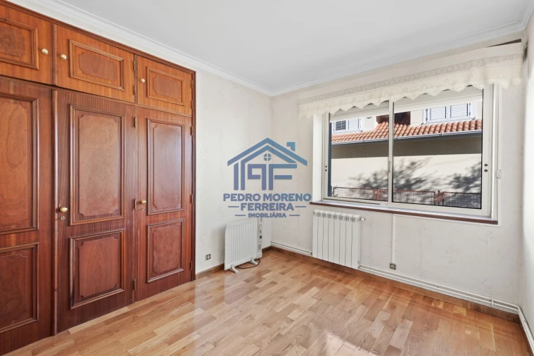 Moradia T4 para Venda em Covilhã e Canhoso Foto 16