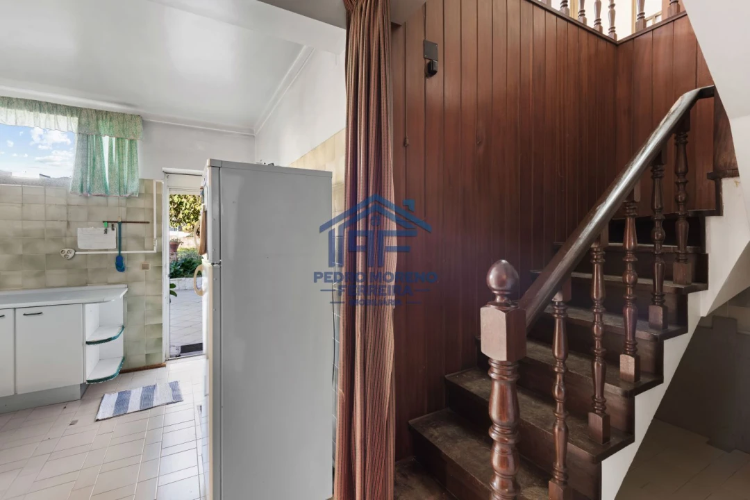 Moradia T4 para Venda em Covilhã e Canhoso Foto 25