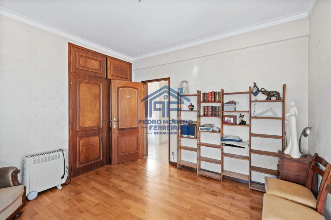 Moradia T4 para Venda em Covilhã e Canhoso Foto 15