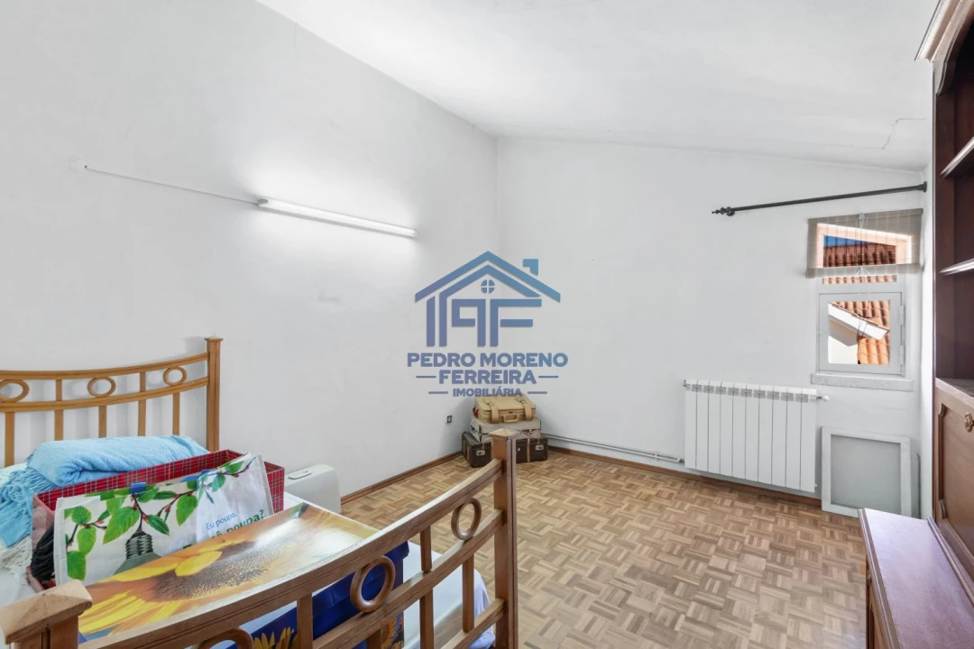 Moradia T4 para Venda em Covilhã e Canhoso Foto 32