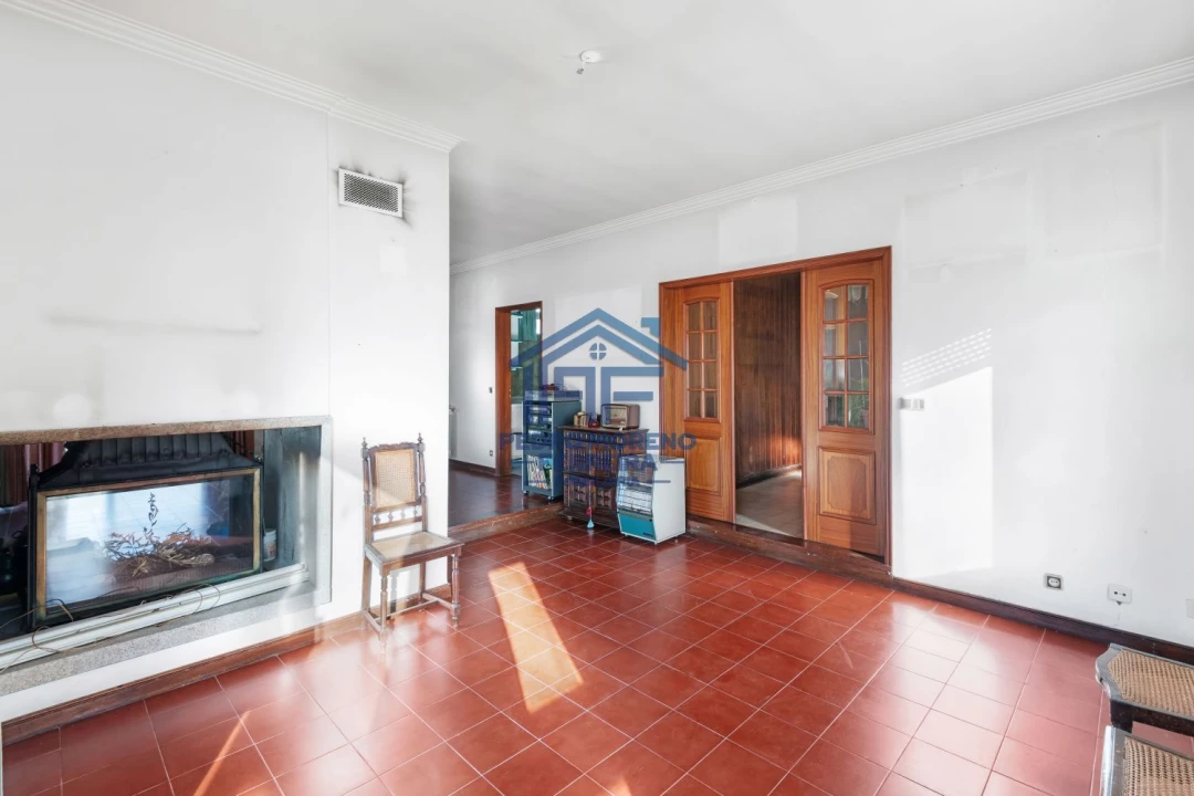 Moradia T4 para Venda em Covilhã e Canhoso Foto 13