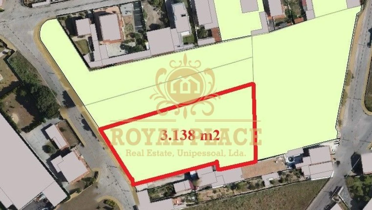 Terreno para Venda em Paços de Brandão Foto 1
