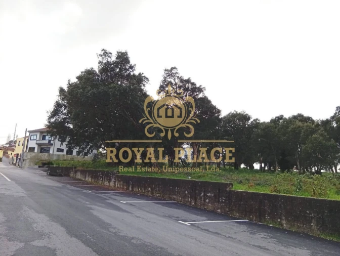 Terreno para Venda em Paços de Brandão Foto 3