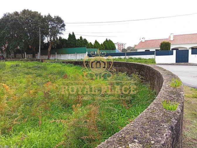 Terreno para Venda em Paços de Brandão Foto 8