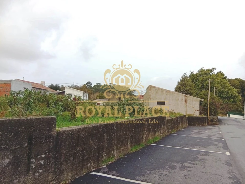 Terreno para Venda em Paços de Brandão Foto 10