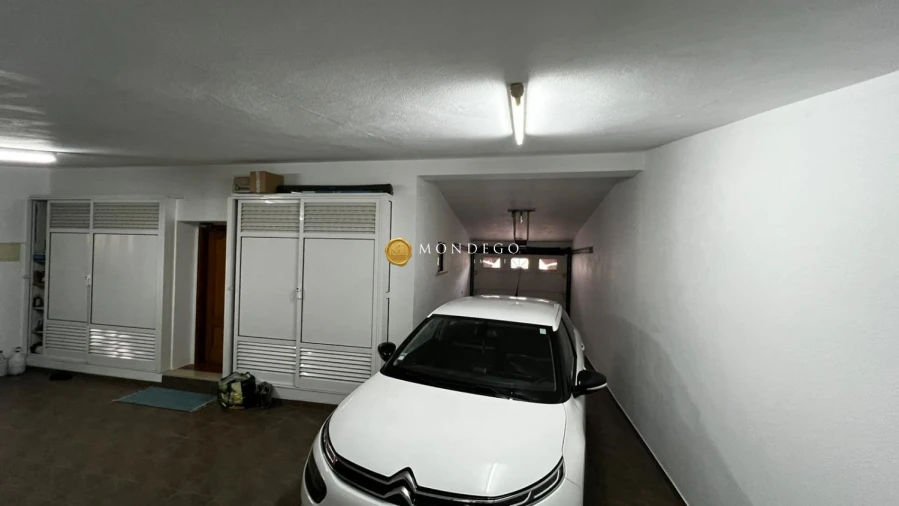 Moradia T4 para Venda em Brasfemes Foto 13