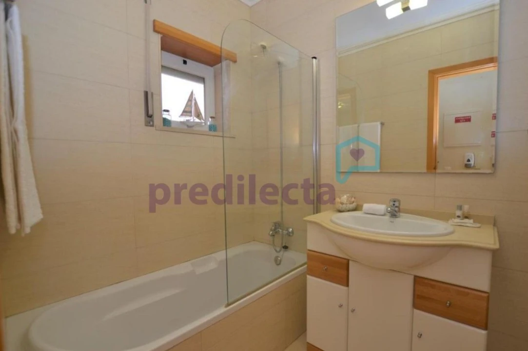 Apartamento T1 para Venda em Albufeira e Olhos de Água Foto 20