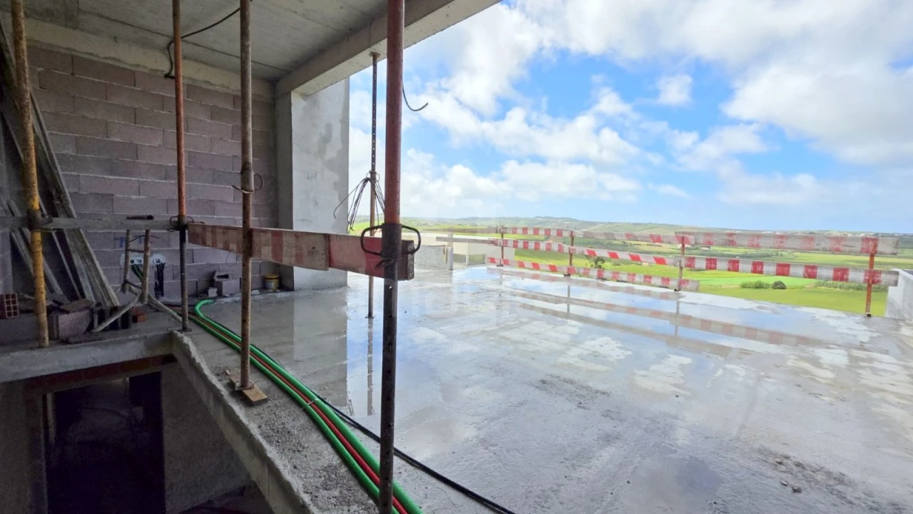 Moradia T4 para Venda em São Pedro da Cadeira Foto 27