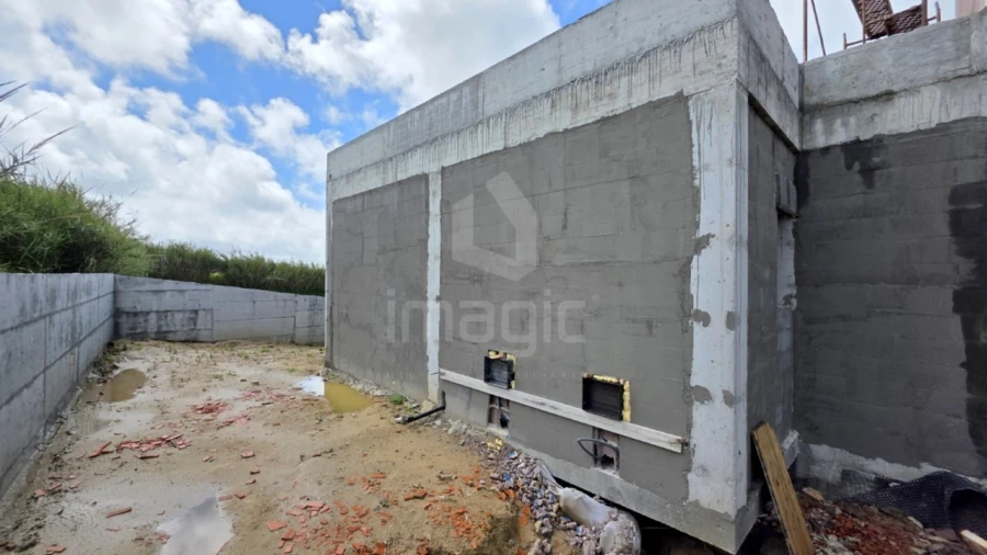 Moradia T4 para Venda em São Pedro da Cadeira Foto 3