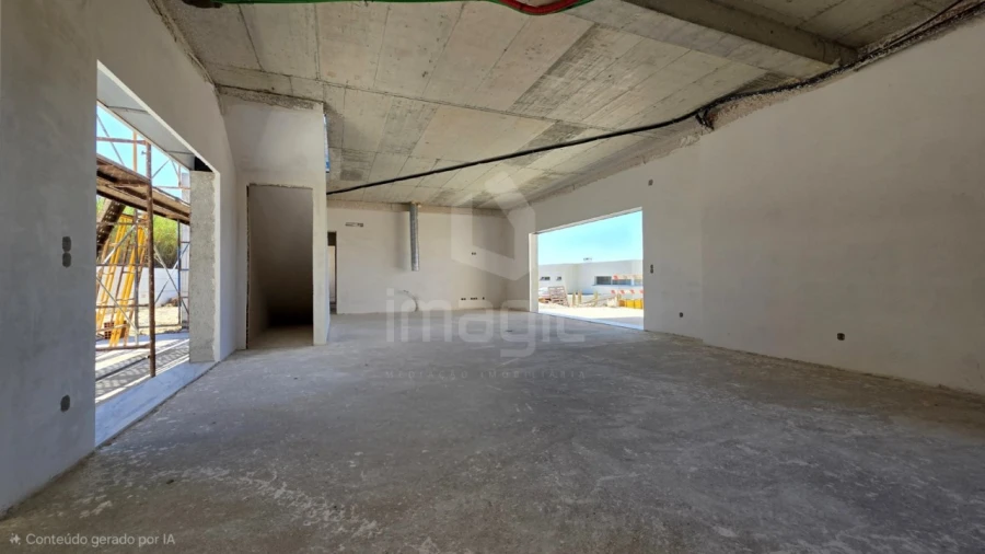 Moradia T4 para Venda em São Pedro da Cadeira Foto 5