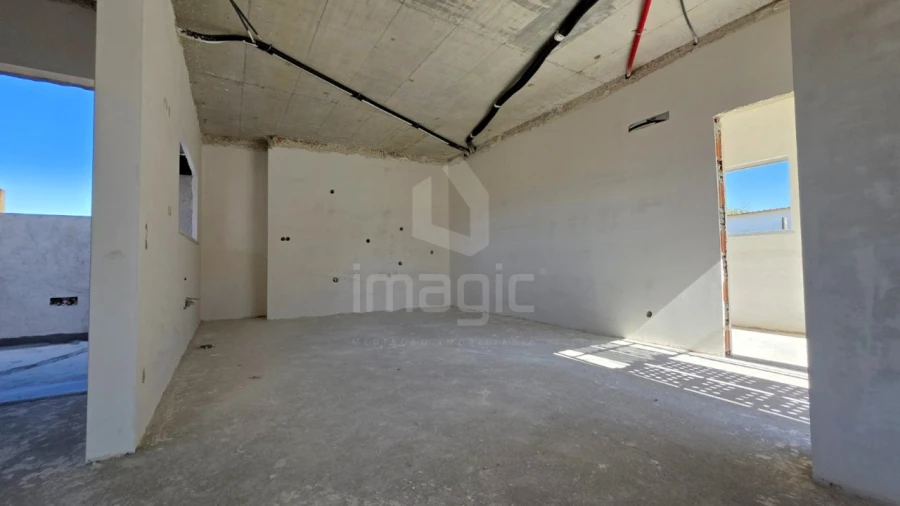 Moradia T4 para Venda em São Pedro da Cadeira Foto 6