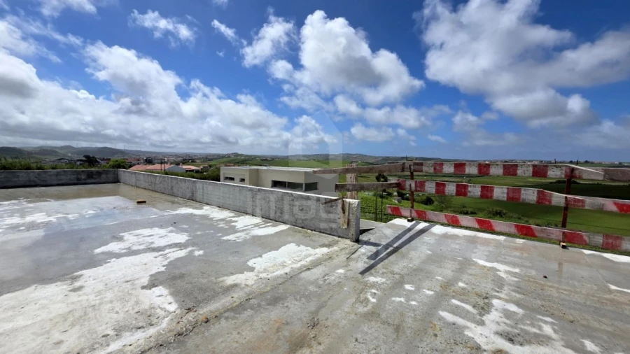 Moradia T4 para Venda em São Pedro da Cadeira Foto 31