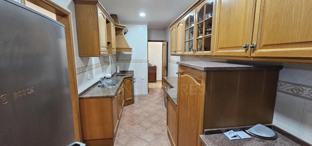 Apartamento T3 para Arrendamento em Vila Franca de Xira Foto 2