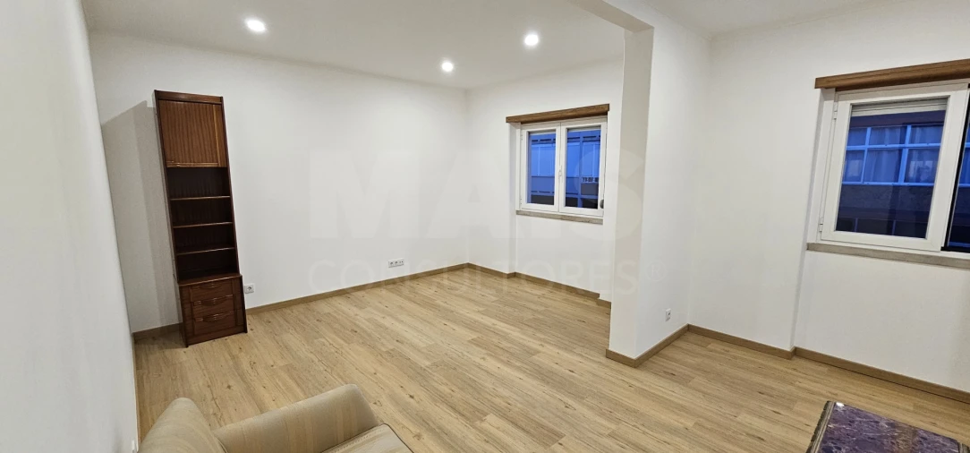 Apartamento T3 para Arrendamento em Vila Franca de Xira Foto 6