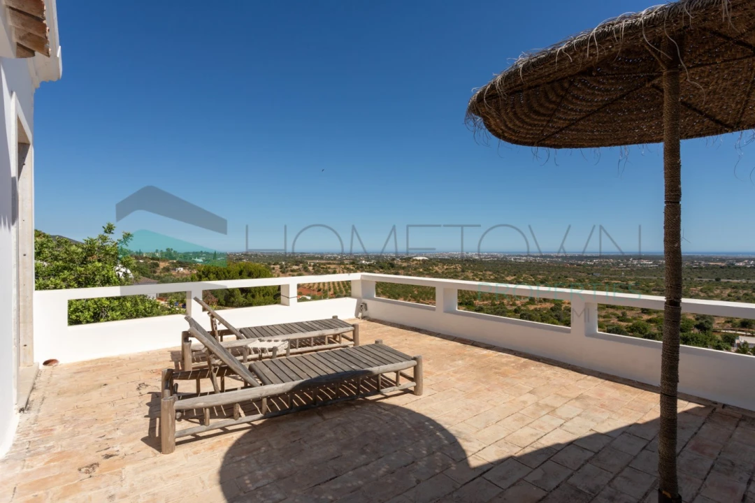 Moradia T4 para Venda em Santa Barbara de Nexe Foto 39