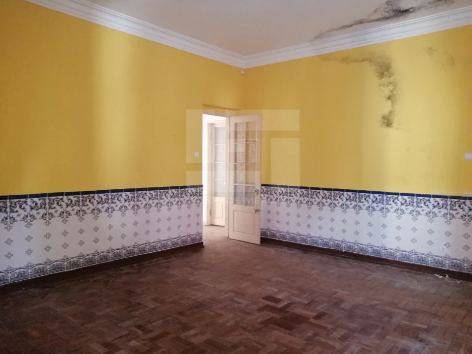 Moradia T7 para Venda em Mouriscas Foto 26