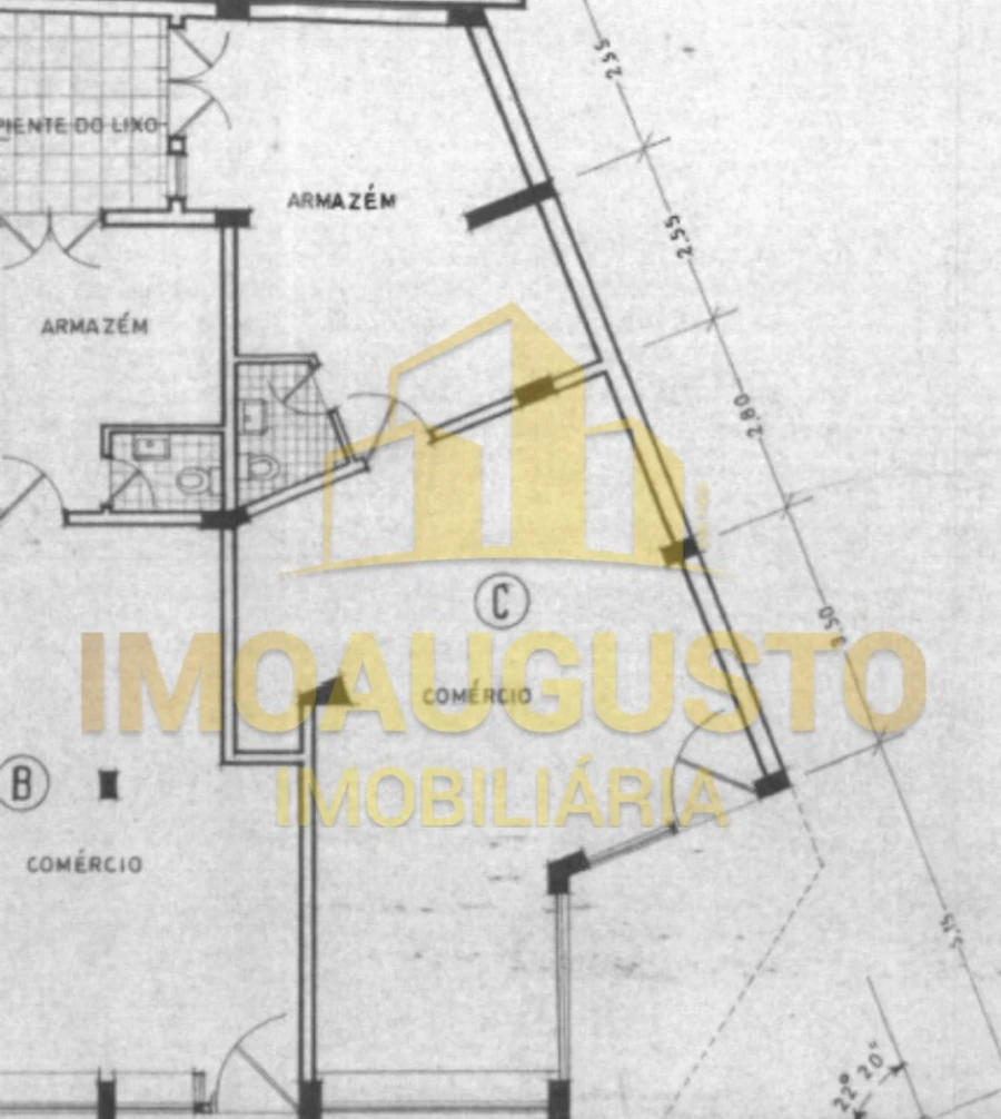 Loja para Arrendamento em Guarda Foto 4