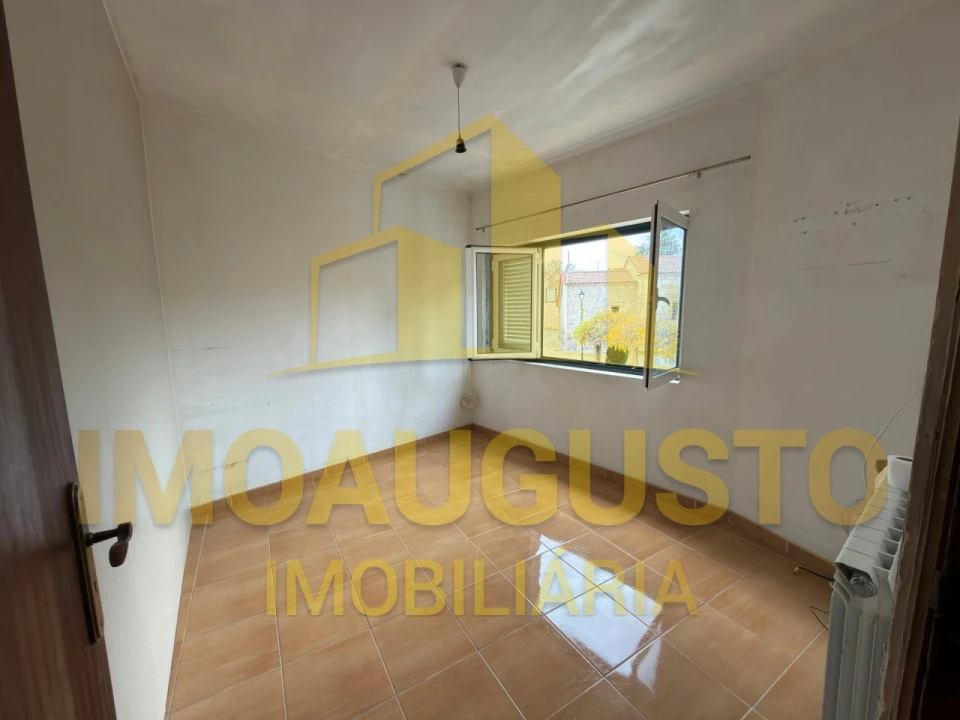 Moradia T3 para Venda em Beselga Foto 5