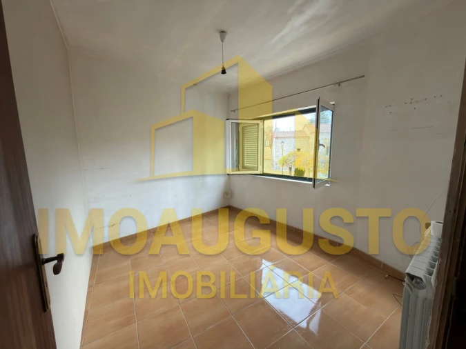 Moradia T3 para Venda em Beselga Foto 5