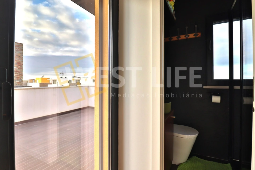 Moradia T4 para Venda em Ericeira Foto 32