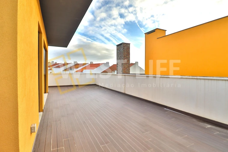 Moradia T4 para Venda em Ericeira Foto 34