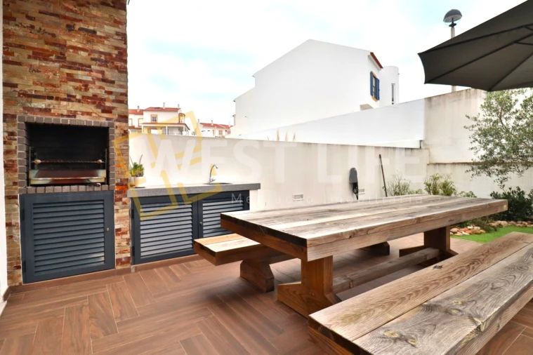 Moradia T4 para Venda em Ericeira Foto 13