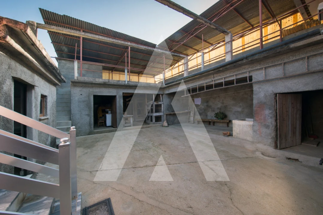 Moradia T3 para Venda em Poiares (Santo Andre) Foto 23