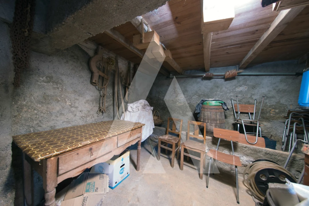 Moradia T3 para Venda em Poiares (Santo Andre) Foto 27