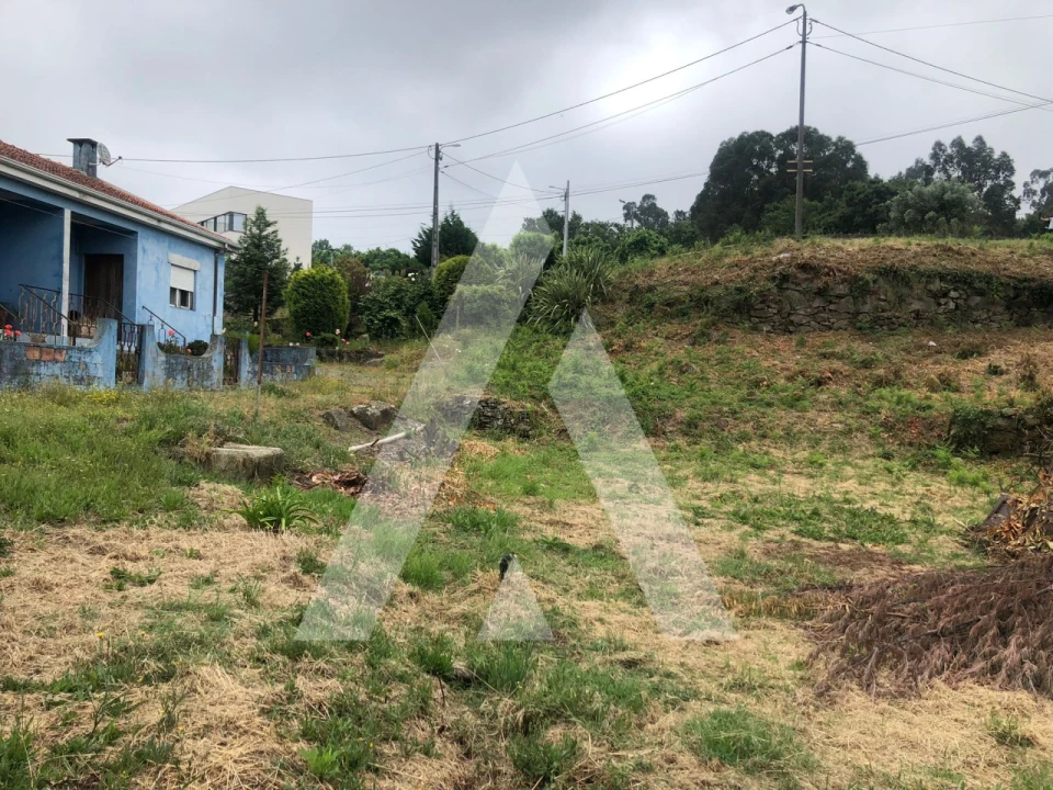 Moradia T3 para Venda em Guilhufe e Urrô Foto 15