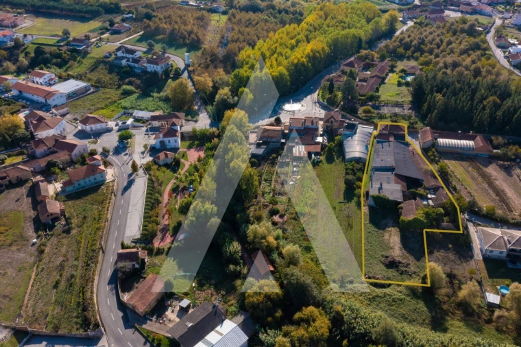 Armazém para Venda em Amoreira da Gândara, Paredes do Bairro e Ancas Foto 1