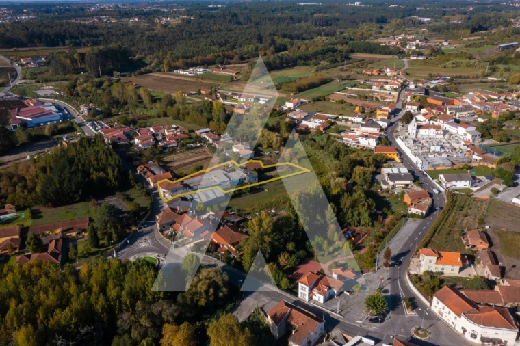 Armazém para Venda em Amoreira da Gândara, Paredes do Bairro e Ancas Foto 4
