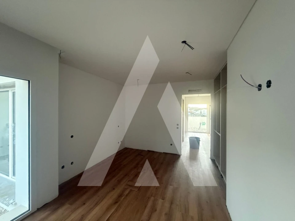 Moradia T4 para Venda em Leiria, Pousos, Barreira e Cortes Foto 34