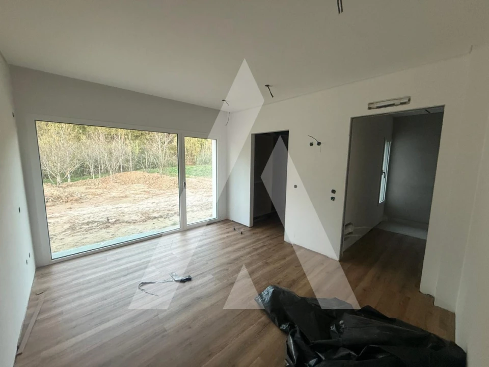 Moradia T4 para Venda em Leiria, Pousos, Barreira e Cortes Foto 37