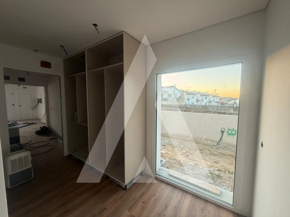 Moradia T4 para Venda em Leiria, Pousos, Barreira e Cortes Foto 51