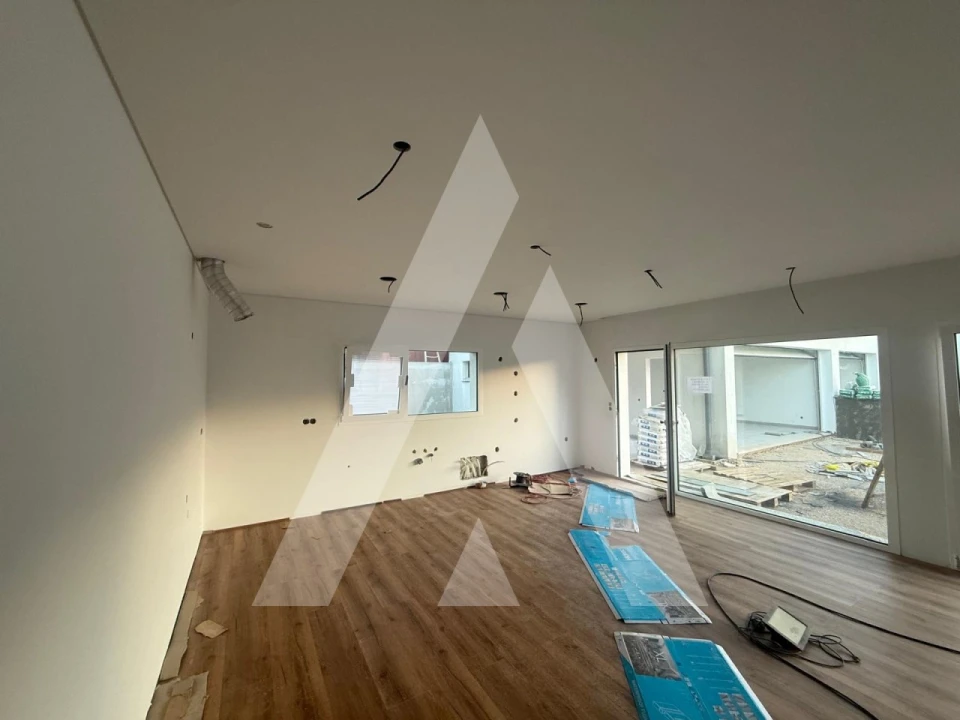 Moradia T4 para Venda em Leiria, Pousos, Barreira e Cortes Foto 57