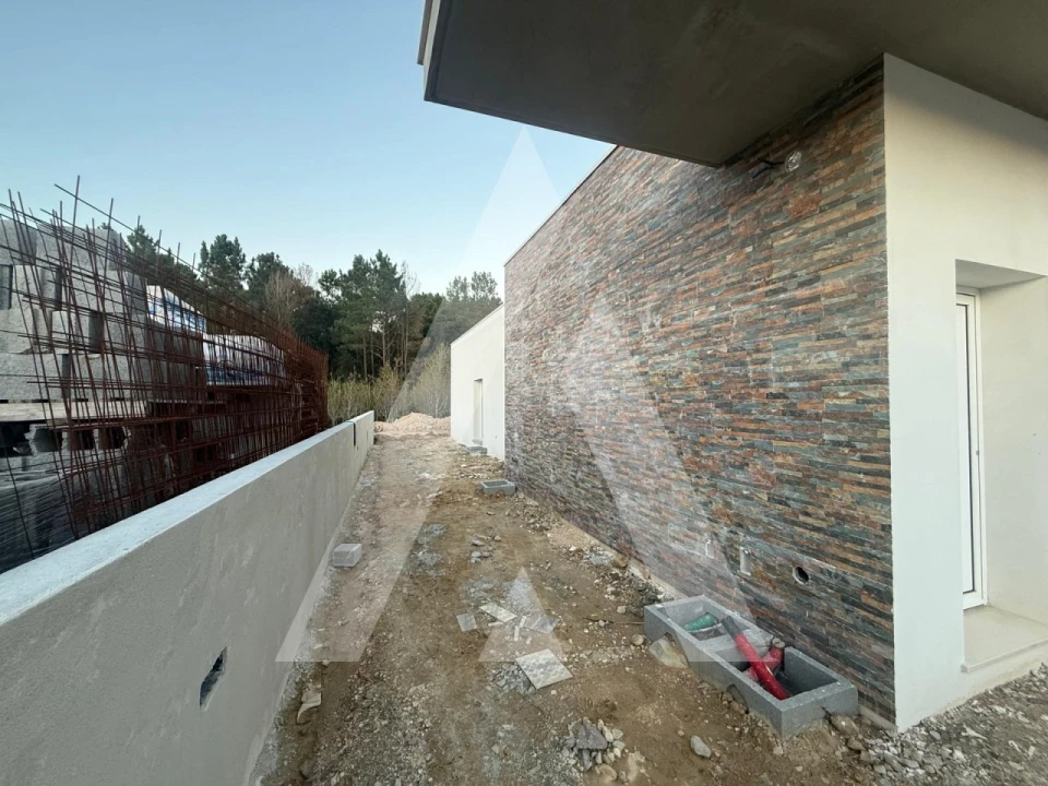 Moradia T4 para Venda em Leiria, Pousos, Barreira e Cortes Foto 71