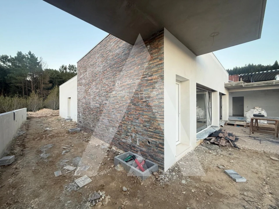 Moradia T4 para Venda em Leiria, Pousos, Barreira e Cortes Foto 74