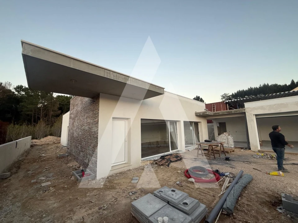 Moradia T4 para Venda em Leiria, Pousos, Barreira e Cortes Foto 75